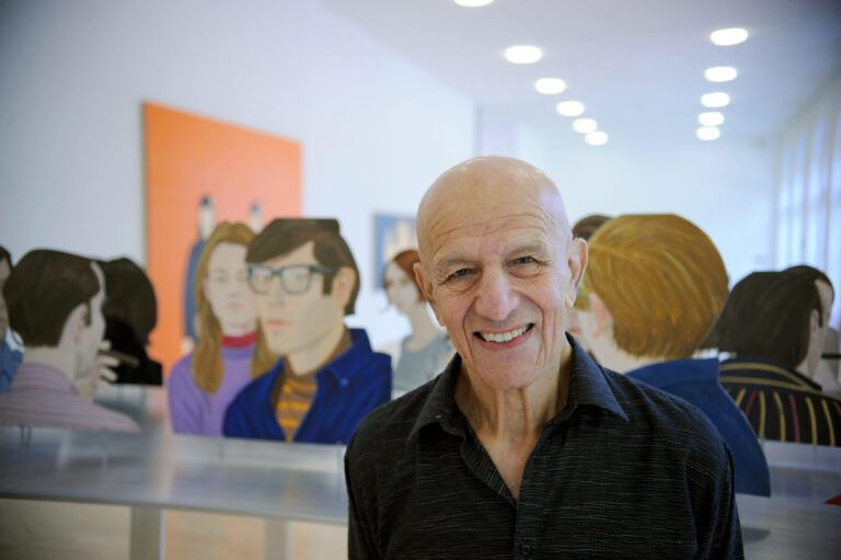 US painter Alex Katz stands in his exhibition “An American Way of Seeing” in Kleve, Germany. dpa picture alliance archive / Alamy Stock Photo