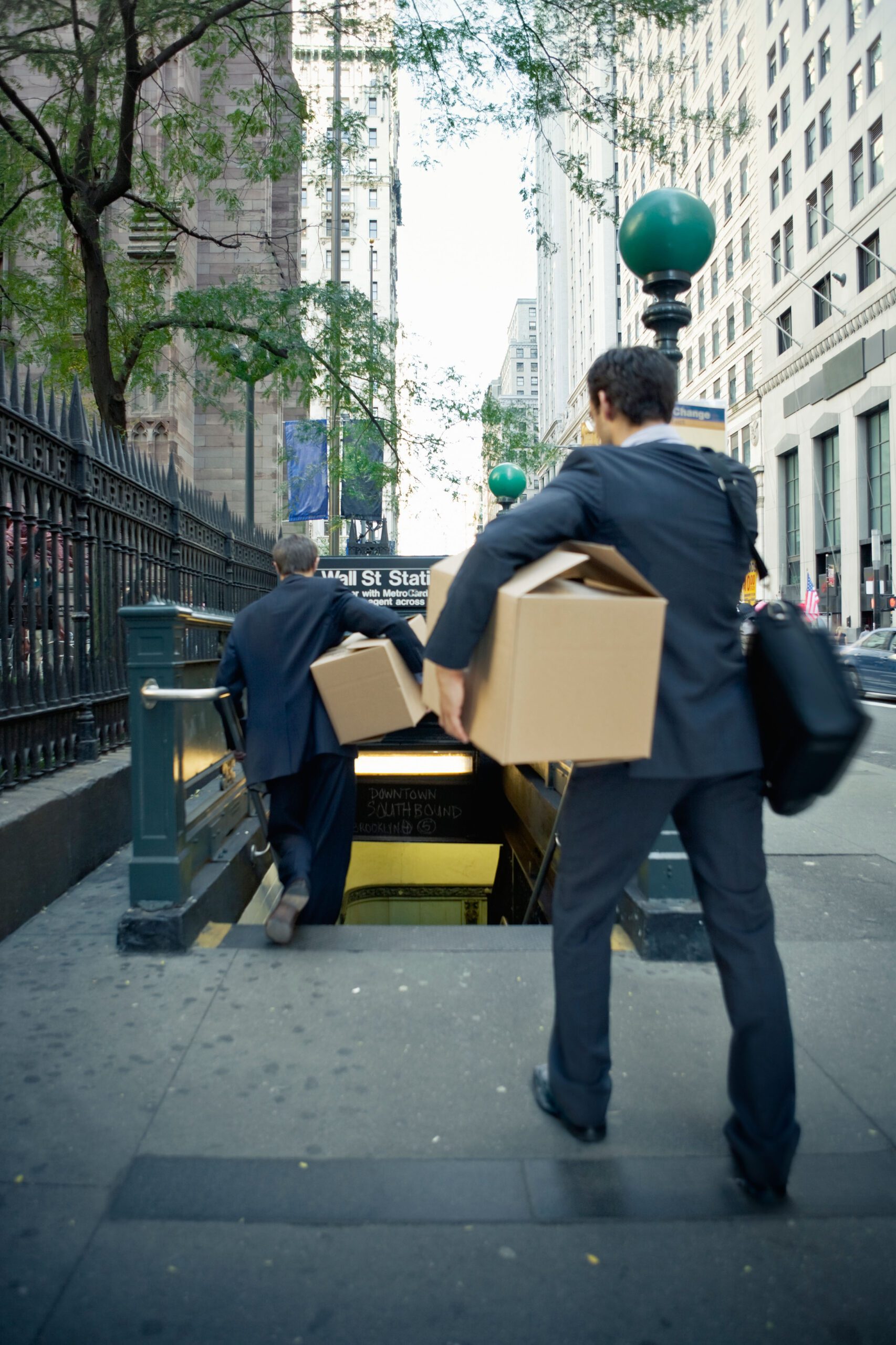 Traders rushing to leave Wall Street during recession.