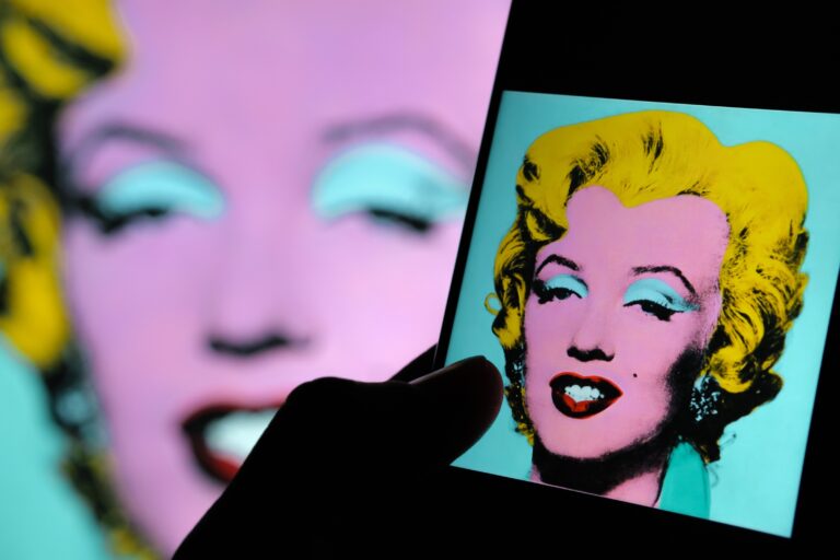 Image of Warhol's iconic Marilyn Monroe painting. A major symbol of Contemporary art