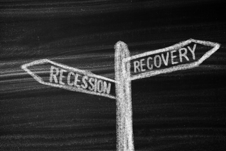 Recession or recovery signs