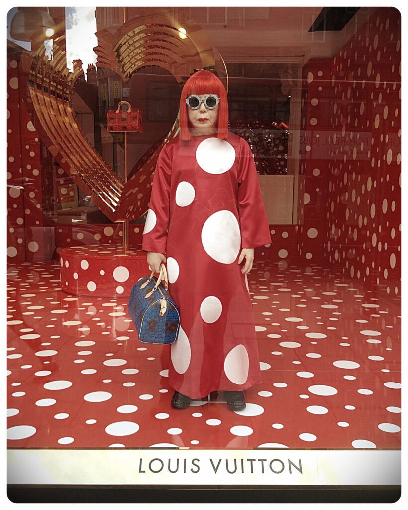 Louis Vuitton and Yayoi Kusama Are Collaborating Again – Robb Report